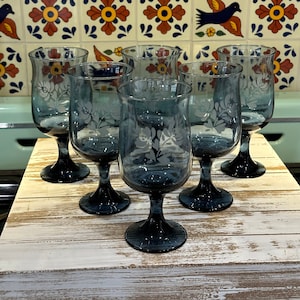 Gorgeous Set of 6 Vintage Purple Crystal Glasses w/Floral Pattern