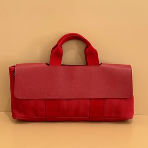 Bolso de mano largo HERMES VINTAGE Valparaiso PM Toile Chevron rojo para mujer
