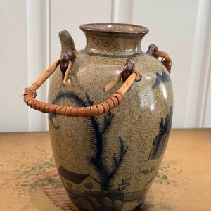 Vintage Post 1940 Stamped Asian Stoneware Ginger Jar Pagoda Scene w/Wood Handles