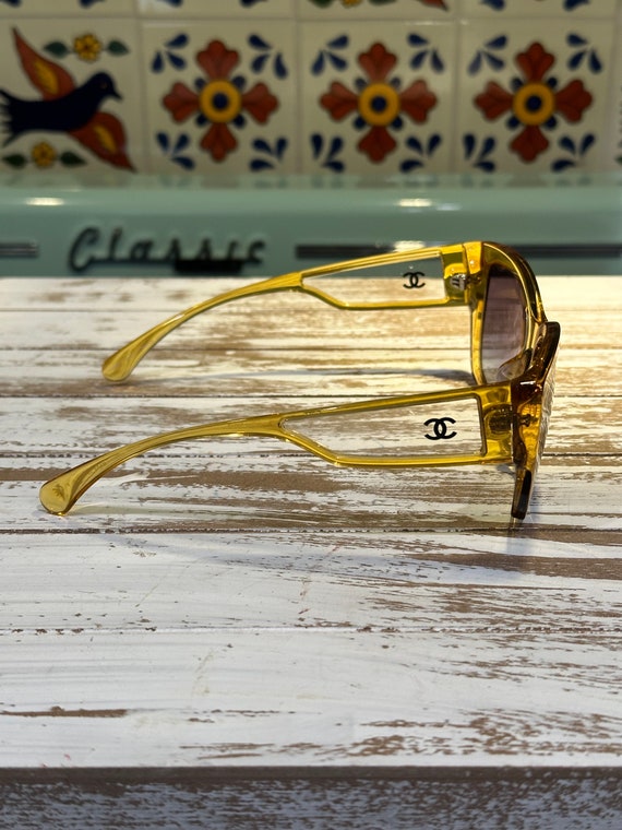 Chanel 5429 Gold Butterfly Vintage Sunglasses - image 10