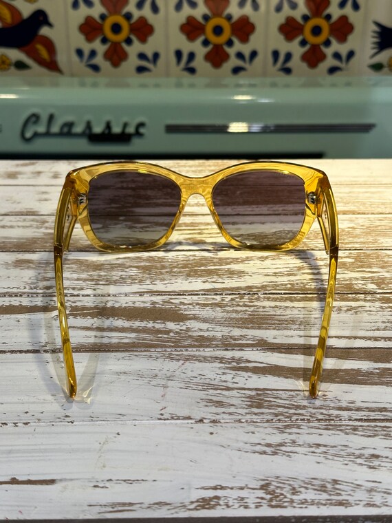 Chanel 5429 Gold Butterfly Vintage Sunglasses - image 6