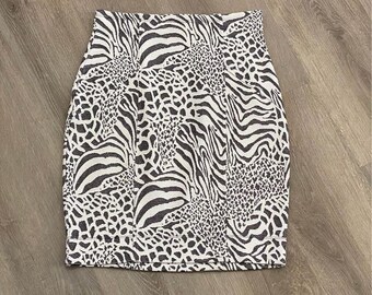 I Love Ronson Vintage Cream/Pewter Patterned Pencil Skirt - S
