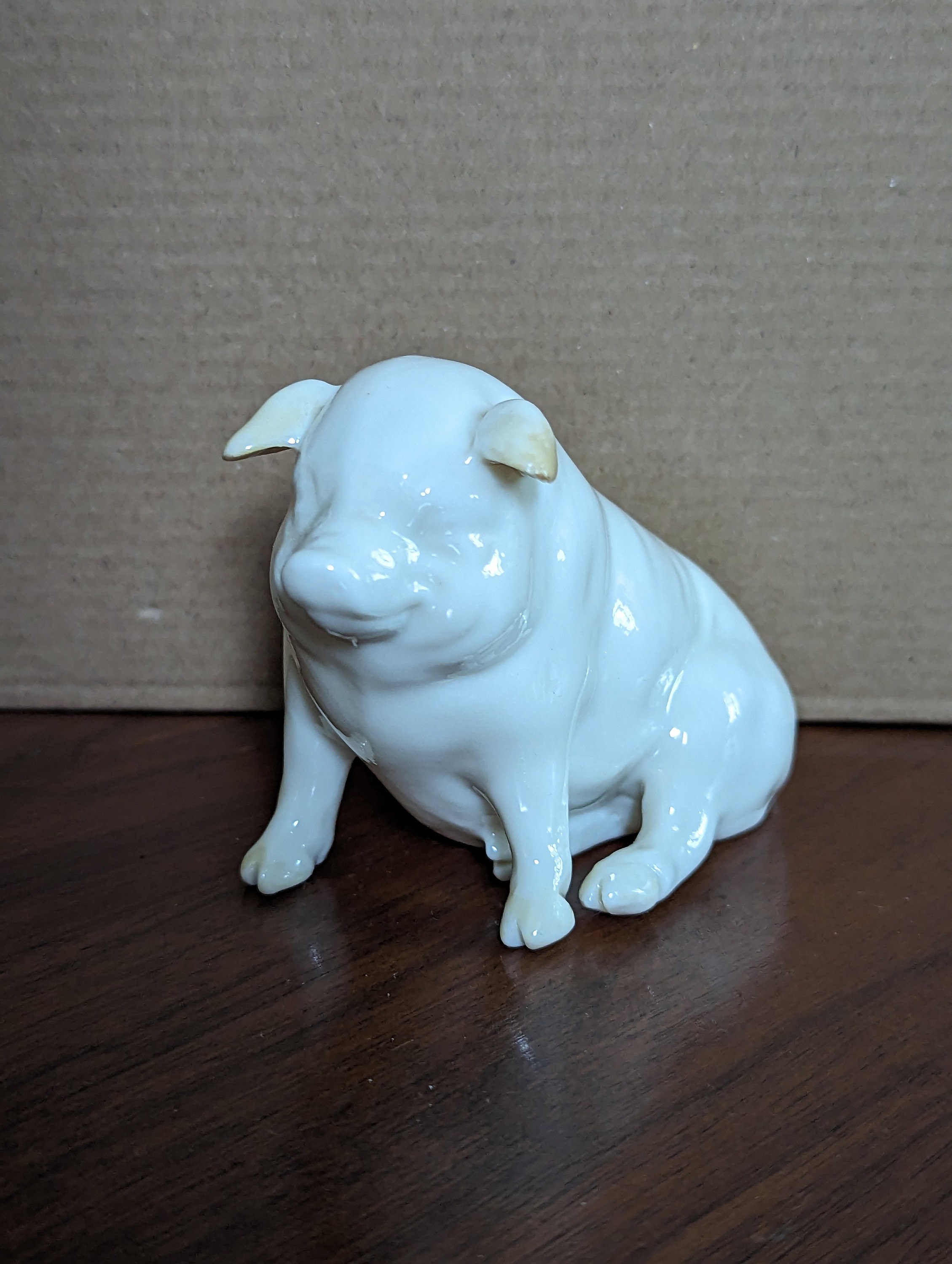 belleek ベリーク 豚の置物 ペア Belleek Pig - Etsy