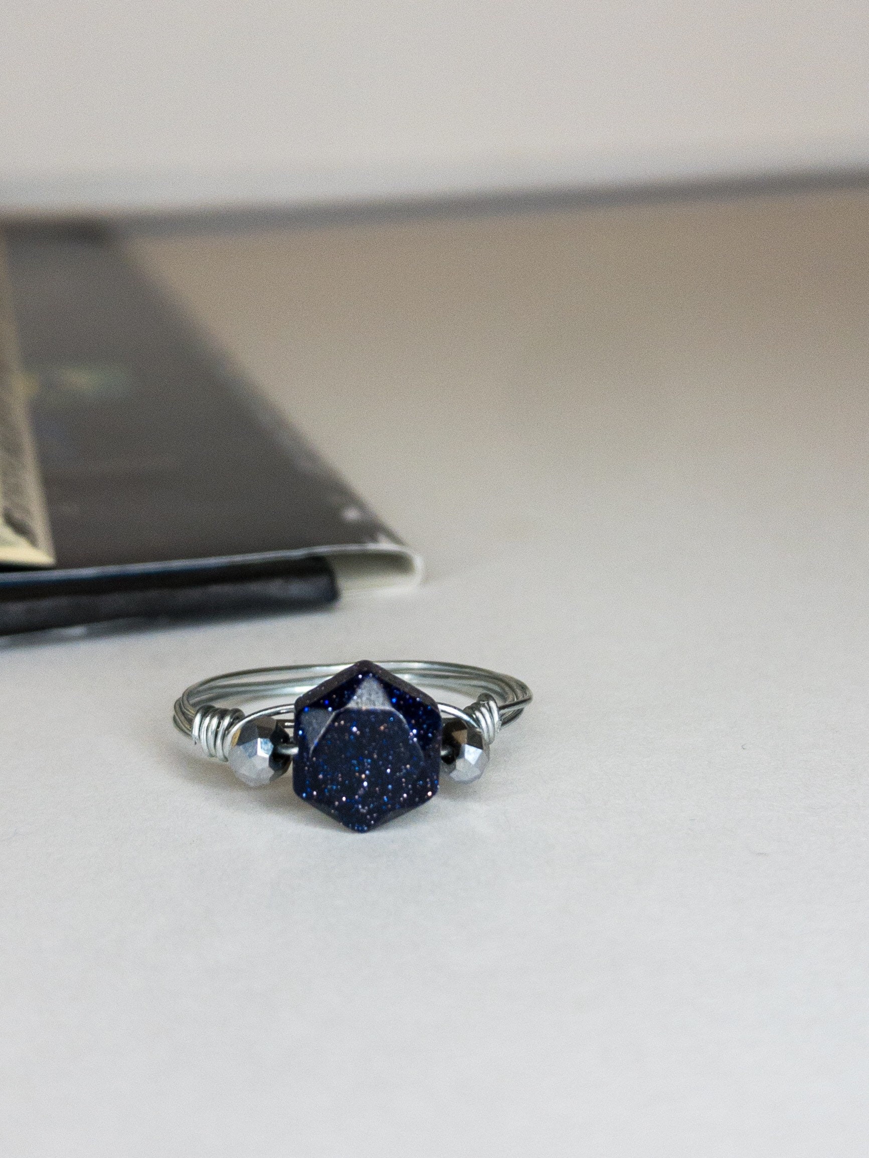Velaris - Night court -ACOTAR Inspired Ring- Book Lover Gift- Sarah J…