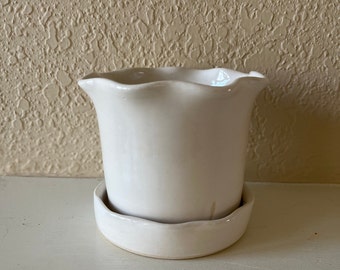 Pottery planter