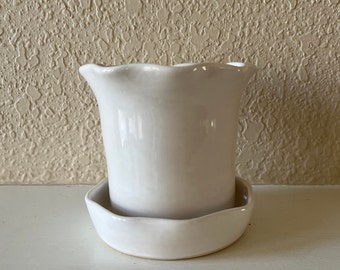 Pottery planter