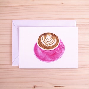 Carte postale rose de latte de tasse | Illustration de café | Art réaliste fait à la main | A6 | Enveloppe blanche