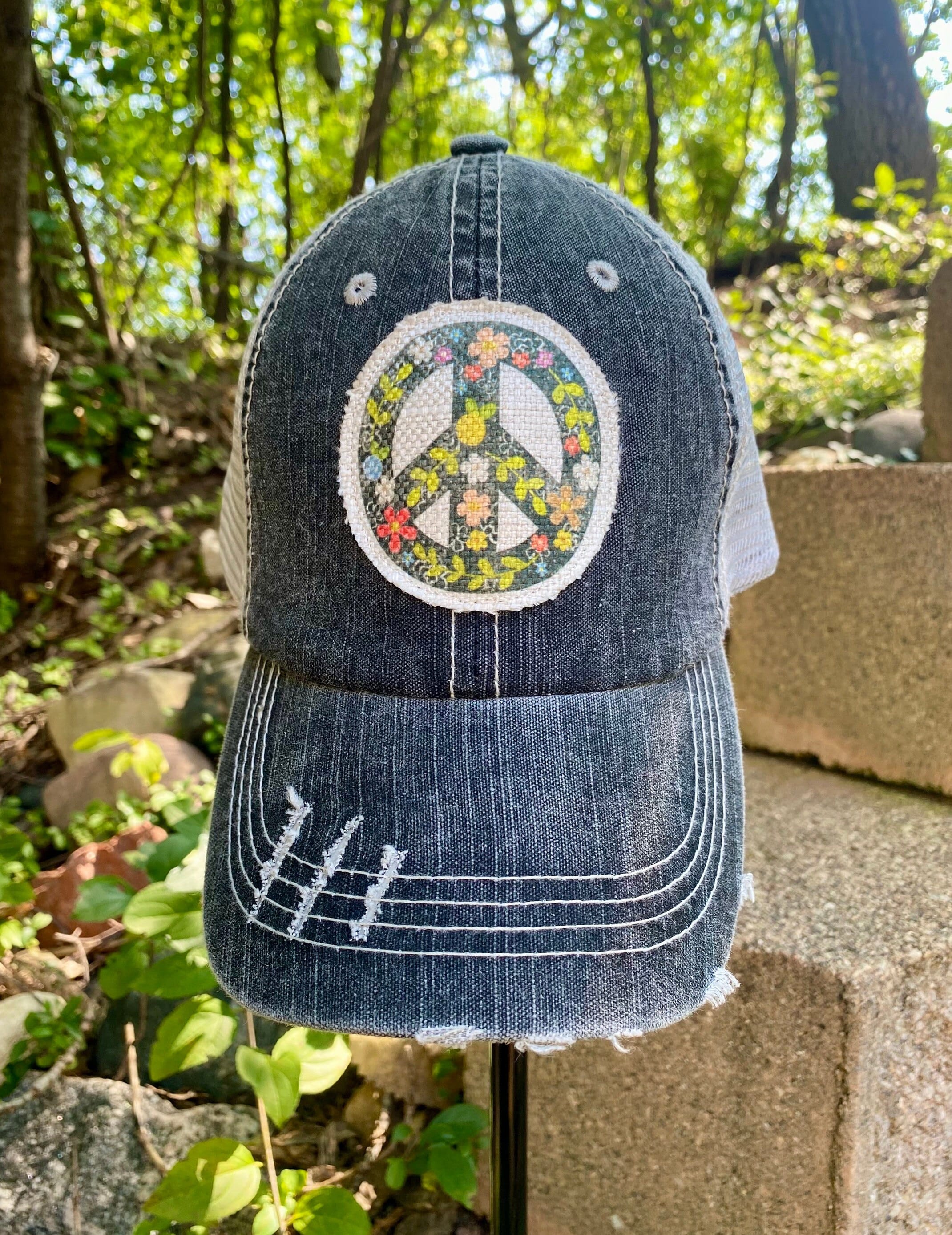 Vintage Peace Hat - Etsy display picture 1