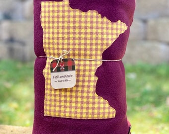 Maroon and Gold MN Blanket | MN Blanket, Minnesota Blanket, Minnesota Pride, UMN Blanket, Gophers, Minnesota, Minnesota Gifts, Gopher Gear