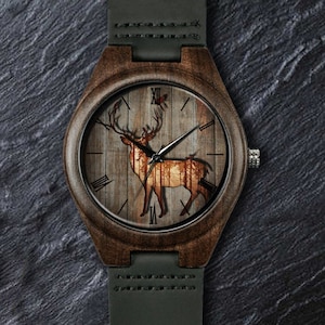Stag Watch, Hertenhorloge, Wild Animal Watch, Moon Night Watch, Unisex, Mannen en Vrouwen Polshorloge, Houten Horloge, Gegraveerd Gepersonaliseerd Cadeau