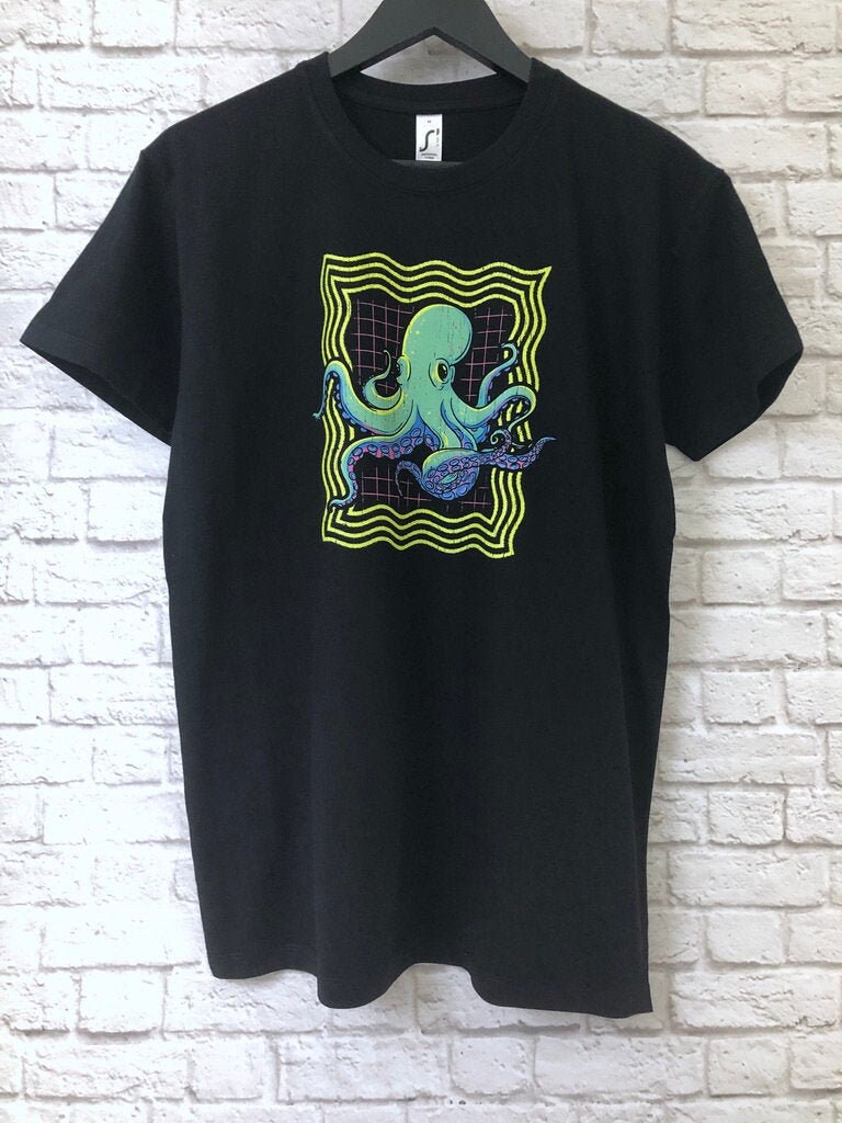 Neon Octopus T-shirt Retro 80s Disco 