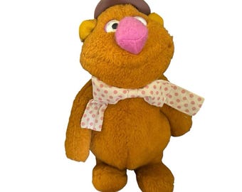 Peluche vintage di Fozzie Bear della Fisher Price, tratto dai Muppet di Jim Henson, del 1976, 35,5 cm (14 pollici).