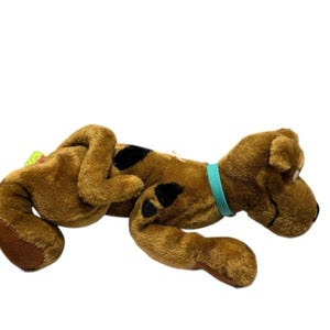 2001 Scooby Doo Stuffed Animal Dog Fun & Floppy Lying Down 12” Plush Toy New