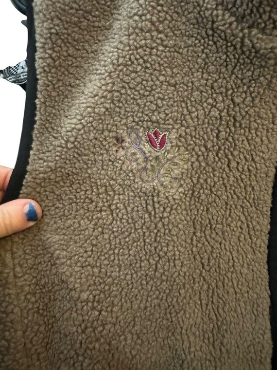 The Disney Store Winnie The Pooh Embroidered Sher… - image 2