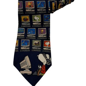 Peanuts Virtual Employee Snoopy Woodstock Computers Video Games Novelty Necktie