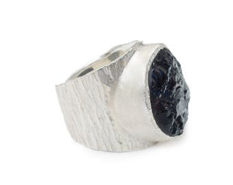 Women's Raw Black Tourmaline & Sterling Silver Macho Ring - Large