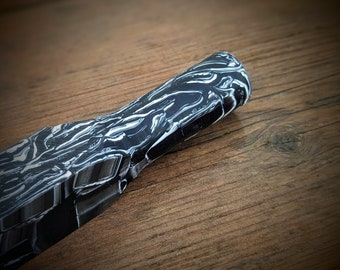 Aangepaste volgorde: zebra-cellulosepen - keuze van het pentype - vulpen, rollerbalpen, balpen en handvat van markeergereedschap