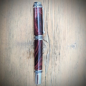 手作りの荘厳な木製万年筆またはローラーボールペン - メキシコ産キングウッド - スワロフスキークリスタル - 非常に希少な木材