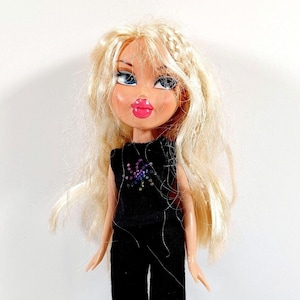 Bratz CLOE 10&quot; Fashion Doll w/Braids Outfit Earrings  2001 MGA