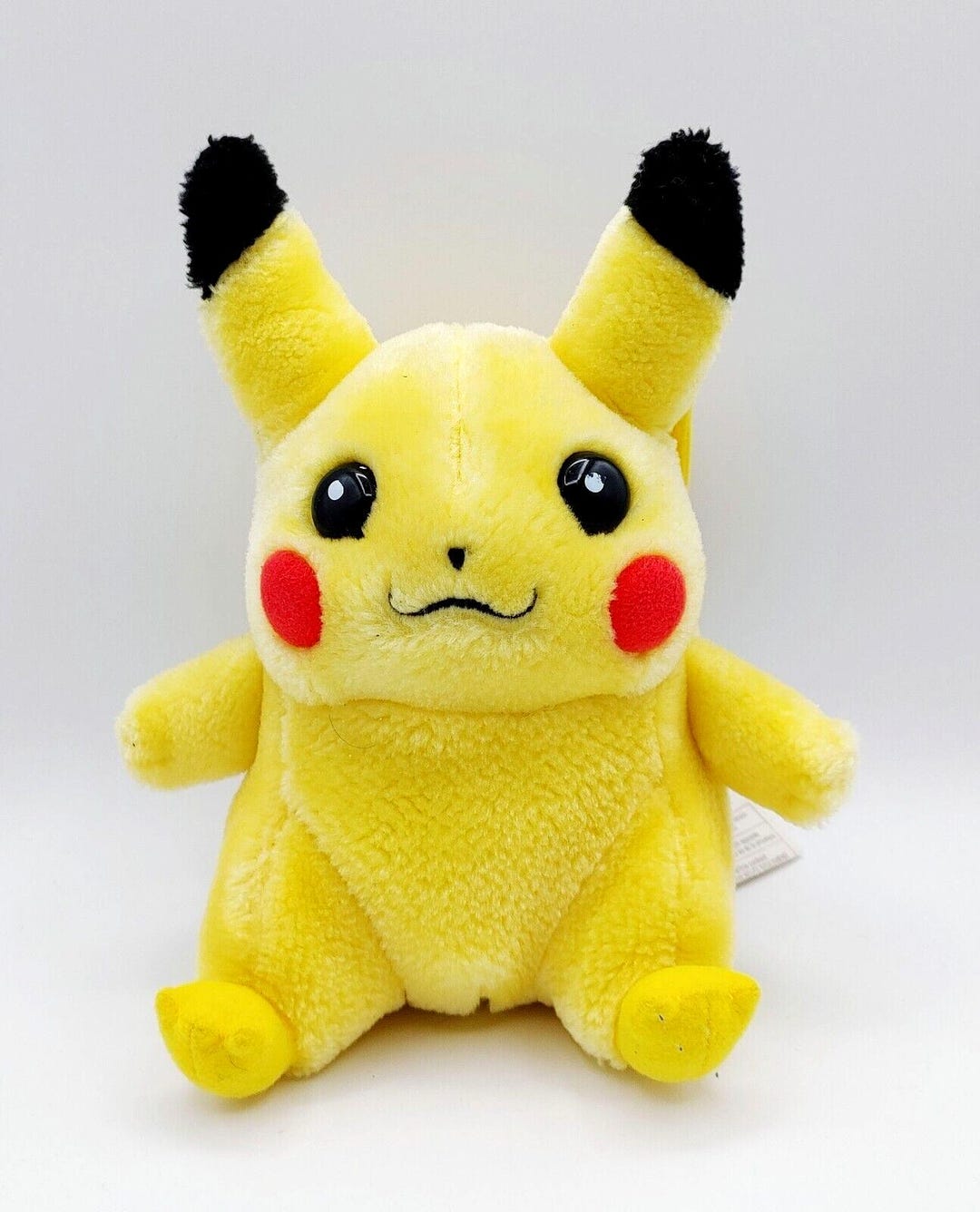 Vintage 1998 Pikachu Plush 8 Pokémon Hasbro Game Freak Nintendo Stuffed