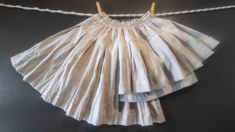 Mini jupe plissée en lin pour enfants, taille unique 136 cm T8, couleur naturelle, adoucie, bohème rustique, style campagnard, cadeau unique en son genre image 4