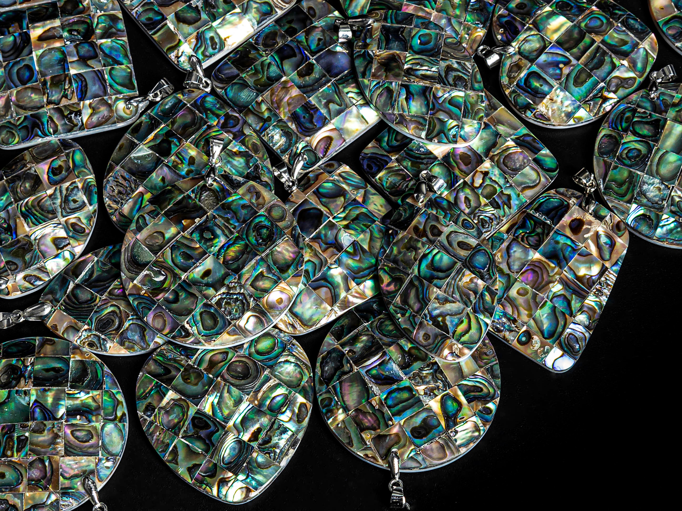 Flash Natural Abalone Mother Of Pearl Pendant-Round Diamond Facets Abalone Top Drilled Pearl Pendant