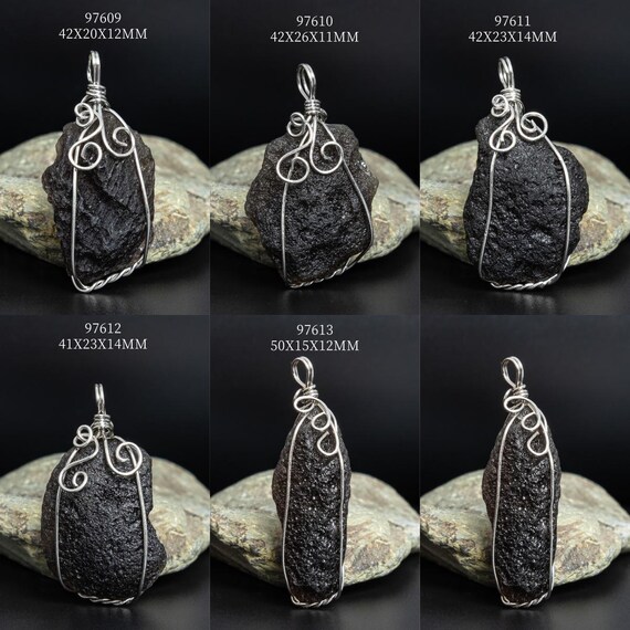 本物の天然釉薬ブラックシリウス隕石ワイヤーラップペンダント