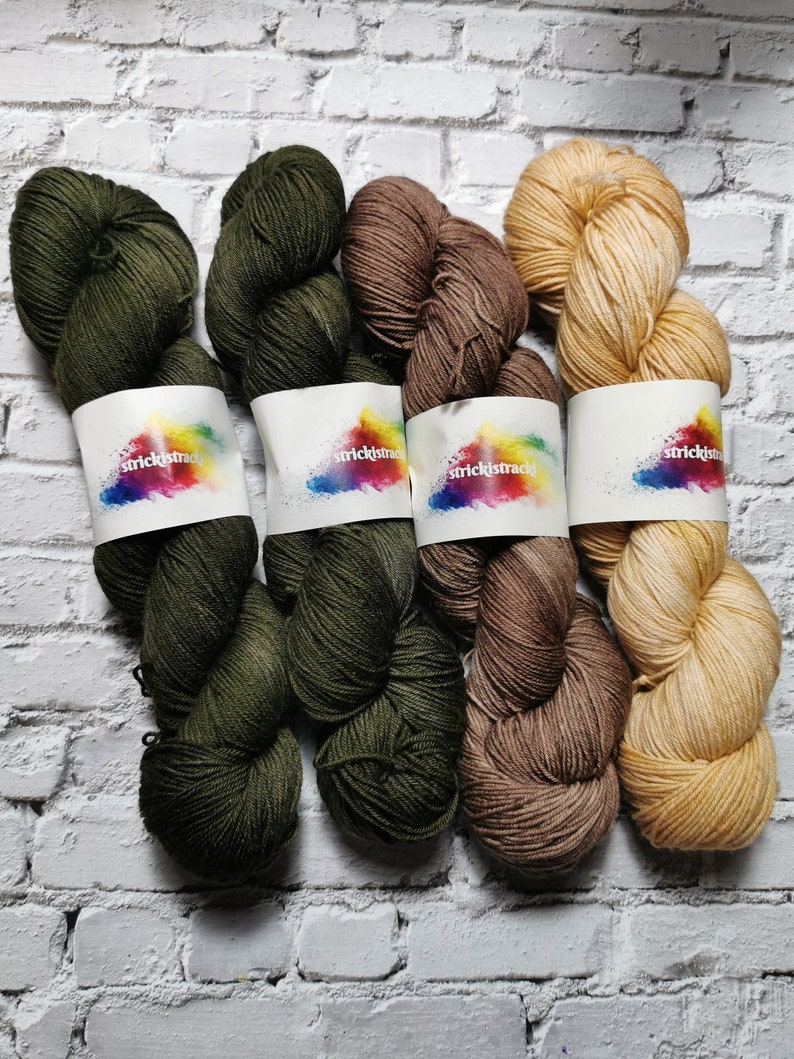 QUARTER ROUND hand dyed wool image 1