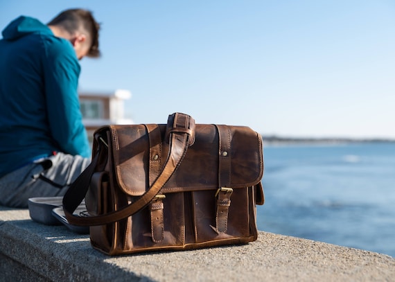 25 Stylish Camera Bags You Will Love - Domestically Blissful