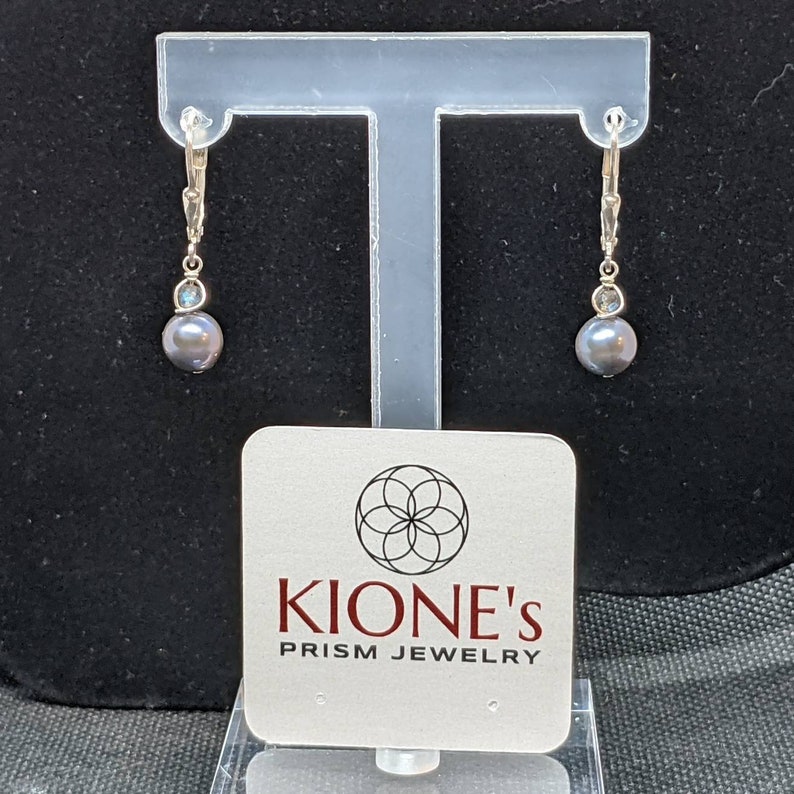 Labradorite /& Sterling Earrings Genuine Black Freshwater Cultured Pearl and Shiny 92.5 Silver Drop Dangle Leverbacks. Simple Black Pearl