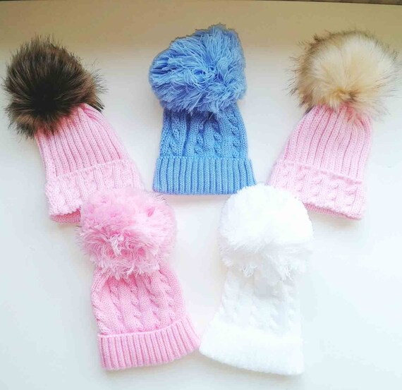 Disney Descendants 3 Pom Pom Beanie Hat Pink