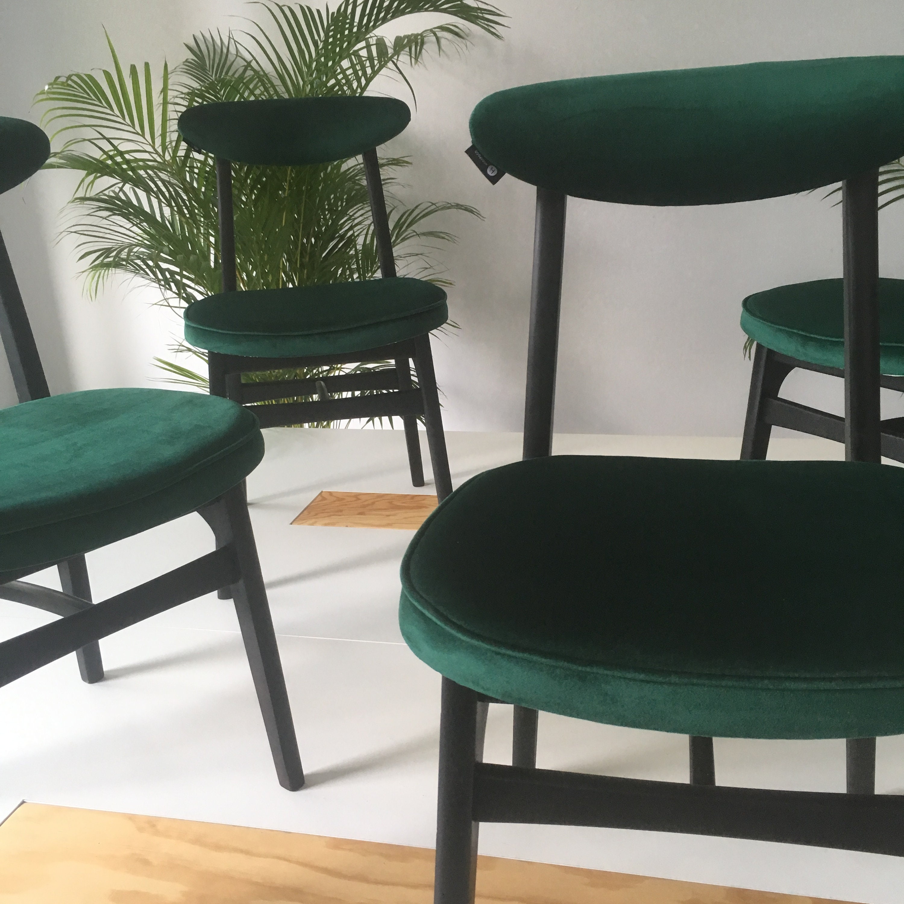 Cafe Bistro Chair 1910s Thonet Nr 221 Curved Wood Bentwood