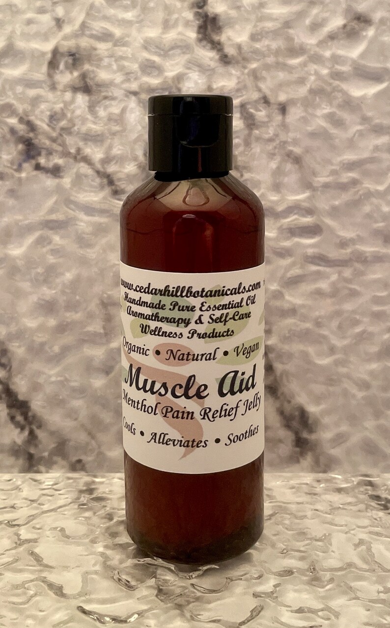 All natural, menthol sports rub. Handmade with organic aloe vera jelly and pure essential oils. It cools, alleviates, and soothes discomfort after hard work out or strenuous activity. Great athlete stocking stuffer!