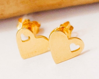 Solid Gold  14k Heart Stud Earrings, Heart Earrings, Gold earrings, Gold studs, 14k earrings, Earrings gold, Gold Hearts, Earrings woman