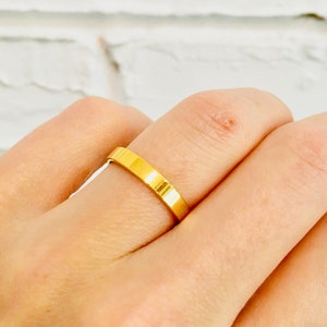 Hochzeitsband für Frauen 3mm Massivgold 9k, Klassischer Kuppel ehering, Stapelband Gold, Freie Gravur, personalisierter Ring, Dünnes Hochzeitsband