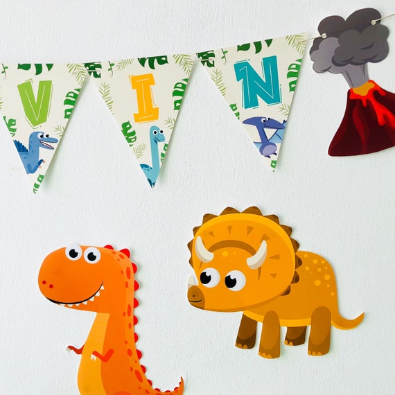 thumbnail image 2 of Aazon.co: Ascan Despicable E Birthday Party Supplies Bundle 2 of 12