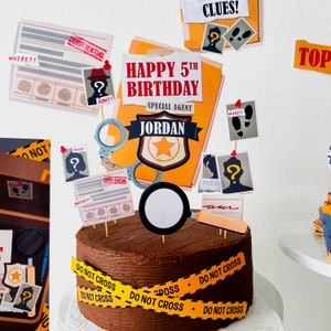 Detective Birthday Cake Topper Printable | Murder Mystery Party Dessert Topper, Secret Agent Party, Spy Party Party Decoration | Sherlock Holmes Party