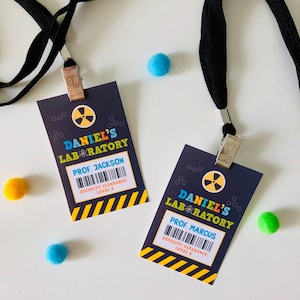 Mad Science Lab Access Card MODIFIABLE Imprimable