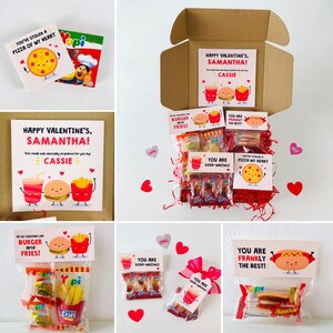 Pu&ograve; includere: Una confezione regalo di San Valentino piena di caramelle e biglietti. I biglietti presentano illustrazioni di cartoni animati di cibi come pizza, hamburger, patatine fritte e bibite. La scatola include il testo "Happy Valentine's, Samantha!" e "You've stolen a pizza of my heart."