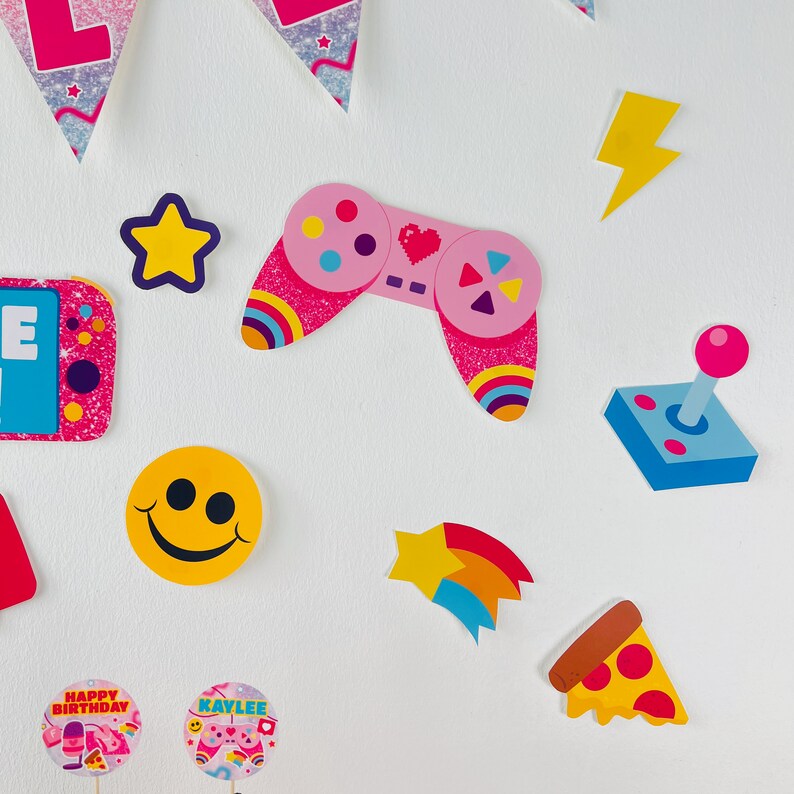Gamer Girl Party Decorations Cut-Outs