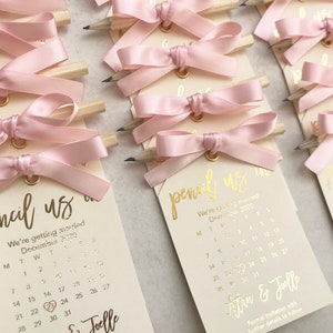 Calendario in lamina Salva la data Tag: invito di nozze fatto a mano