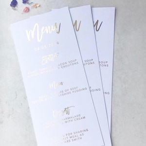 Gepersonaliseerd roségouden menu, individueel bruiloftsmenu in folie