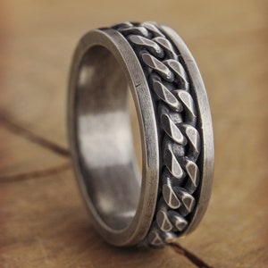 Silver Spinner Ring, Oxidized Anti-Stress Band with Loose Curb Chain, 925 Solid Sterling Silver, Ring for Men or Women