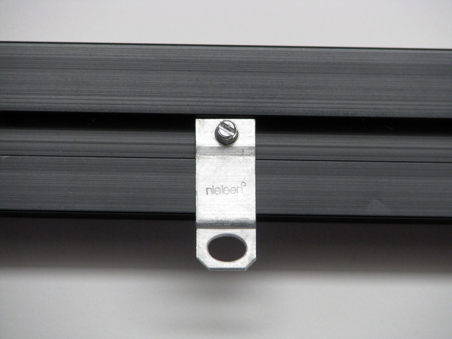 Omni Hanger Metal Aluminum Frame Hardware Genuine Nielsen® Etsy