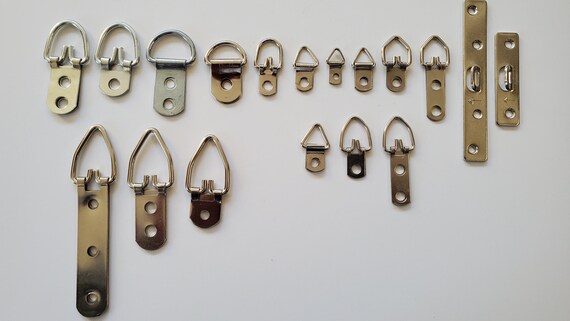 10 Anelli A D Con Viti Per Appendere Quadri | 28x17 Mm | Viti Autofilettanti Zincate | Per Cornici E Specchi