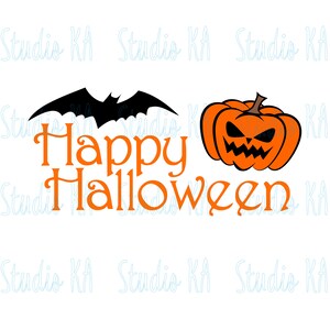 Può includere: Grafica di Halloween arancione e nera con un pipistrello e una zucca con una faccia spaventosa. Il testo dice "Happy Halloween".