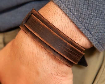 WORN BROWN BRACELET, Leather accessory for man, adjustable leather bracelet, mens leather bracelet, gift for men, mens jewelry bracelet