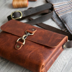 Bolso bandolera pequeño de piel, Monedero minimalista de piel, Bolso de hombro de piel, Bolso con bandolera