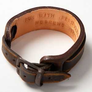 Pulsera con mensaje oculto, pulsera marrón personalizada, regalo para hombre, regalo para papá, regalo de aniversario para hombre