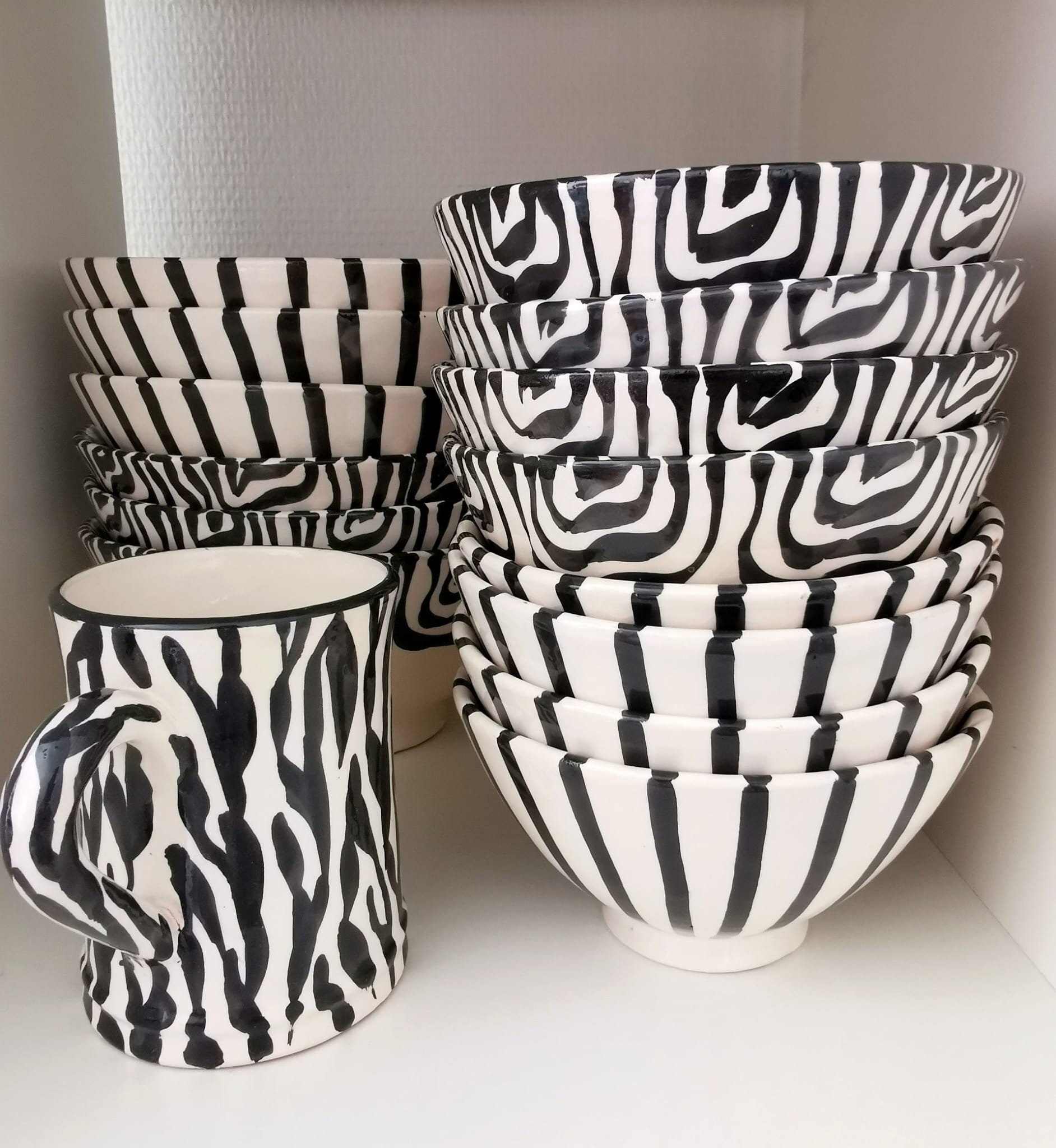 Mug Capsule Black & White